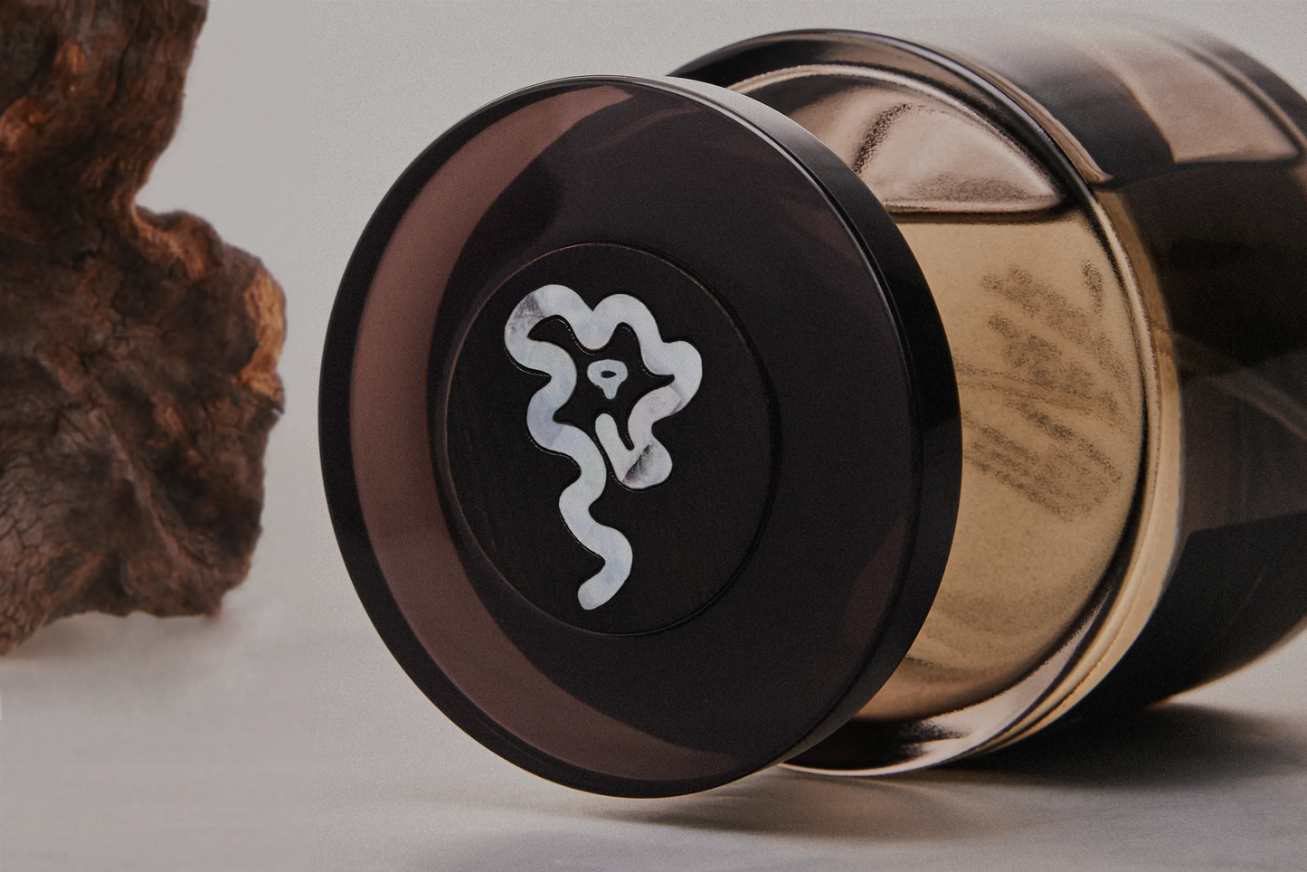 PLAGARY OUD WOOD EAU DE PARFUM