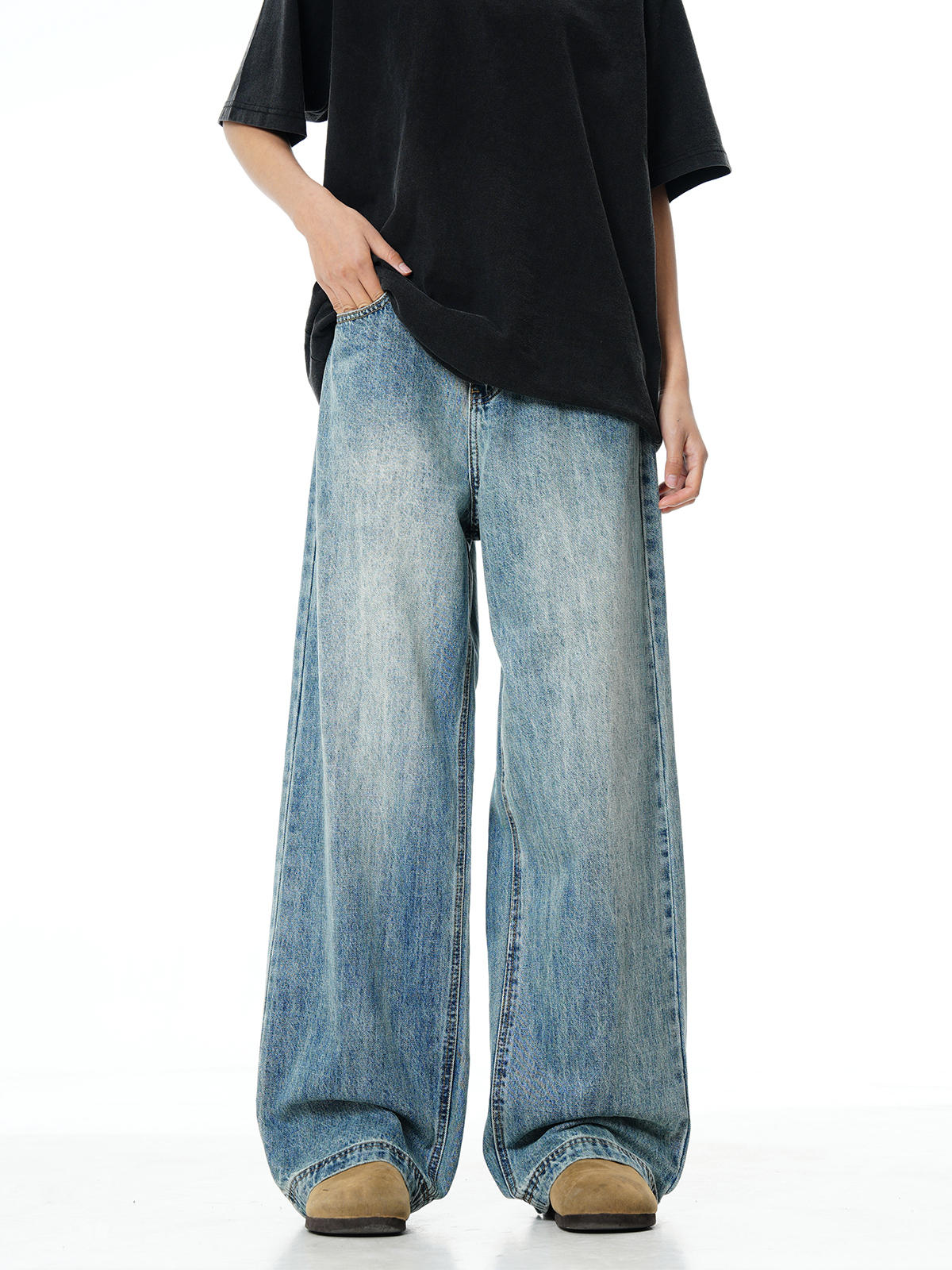 FADE LIGHT BLUE BAGGY DENIM JEANS