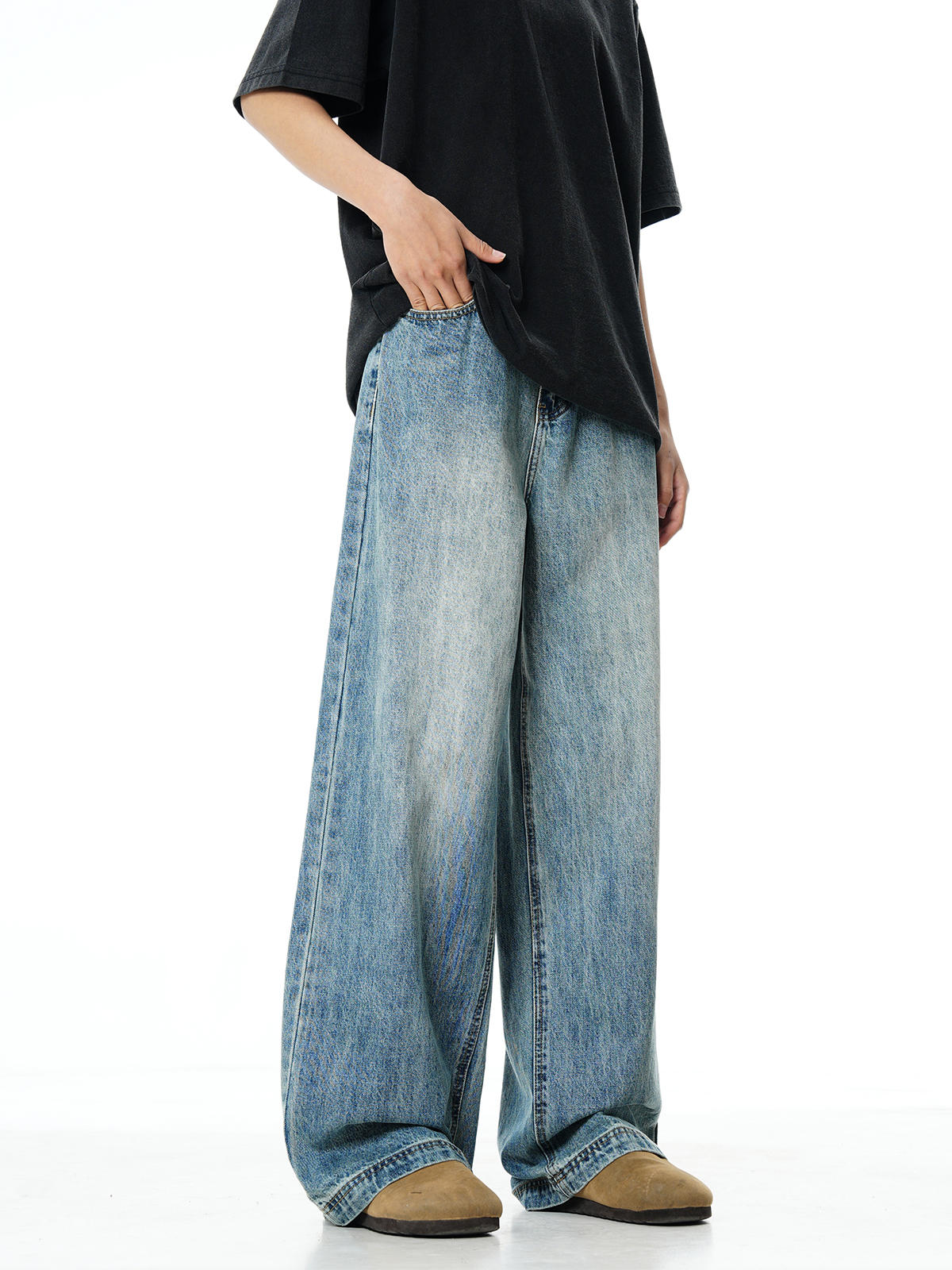 FADE LIGHT BLUE BAGGY DENIM JEANS