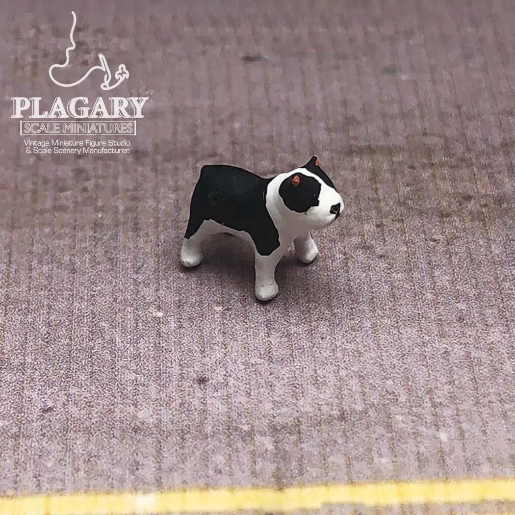 1:64 Bulldog Miniature Figures - Collector's Series Hand-Painted Resin Dogs