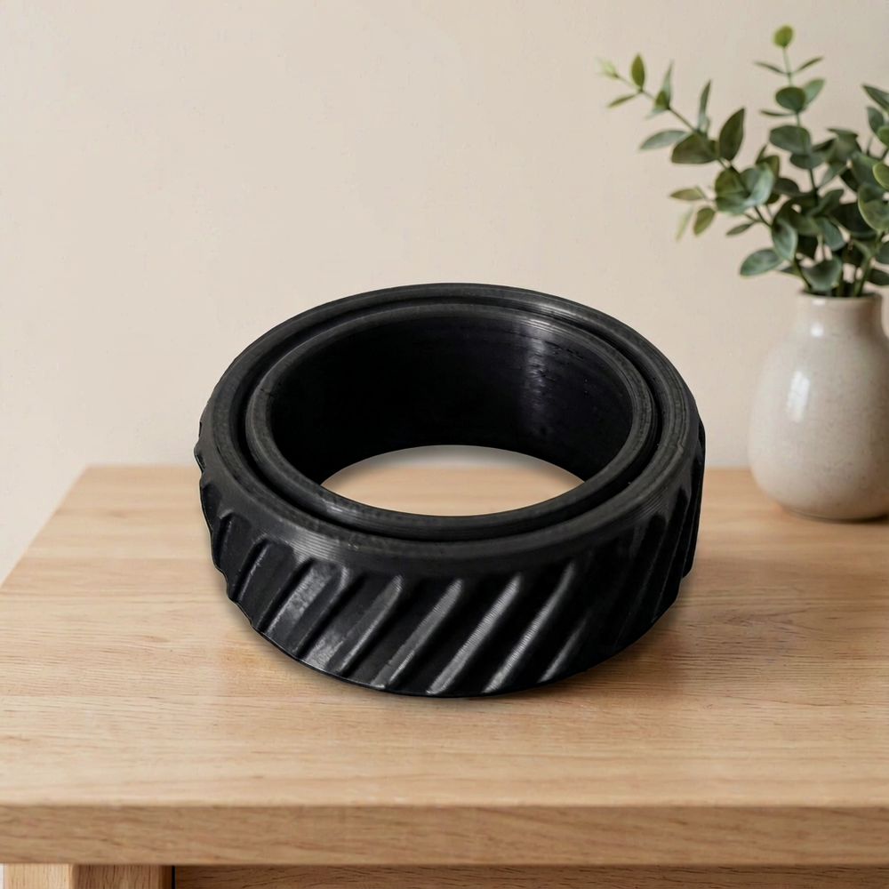 4 Pack Textured Rotating Stress Relief Rings, Quiet Smooth Spinning Fidget Rings for Daily Relaxation and Pressure Reduction — main product view
