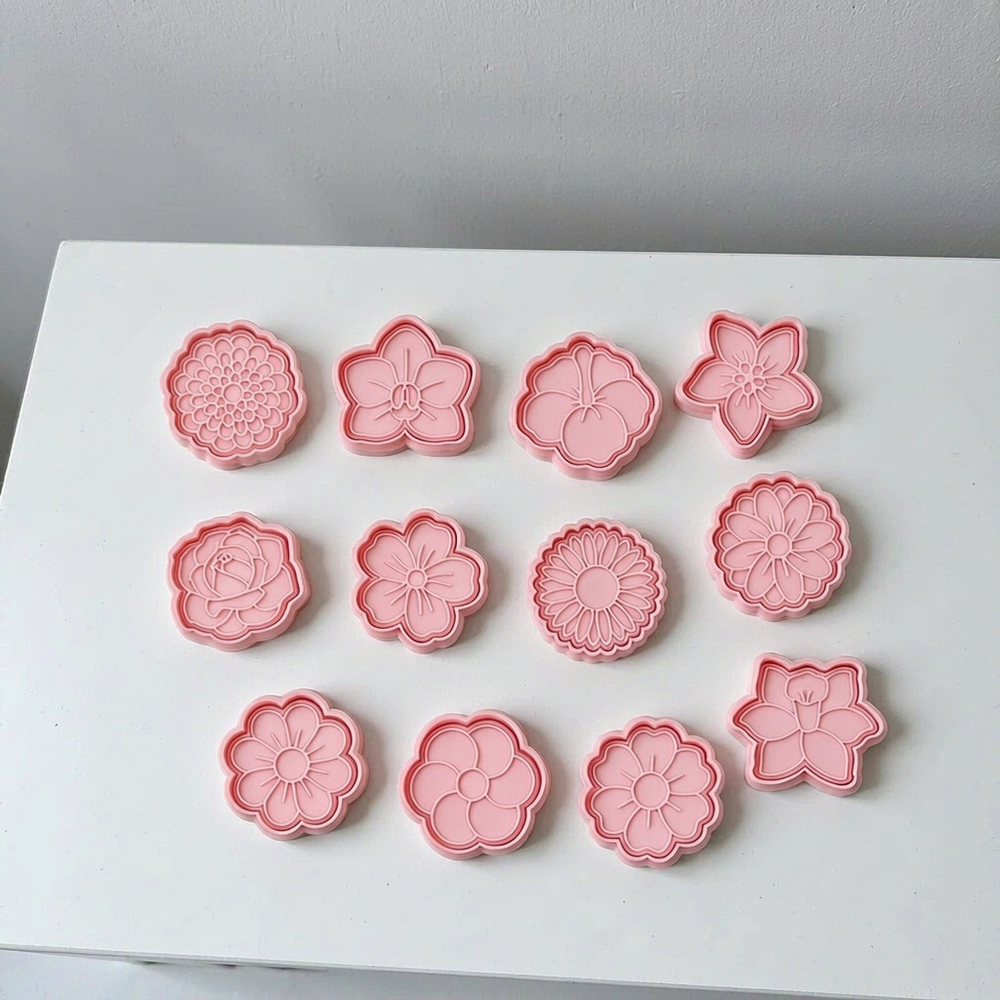 12 Piece Flower Shaped Embossed Cookie Cutters and Stamps Set, Baking Tools for Cookies and Pastries — additional product view