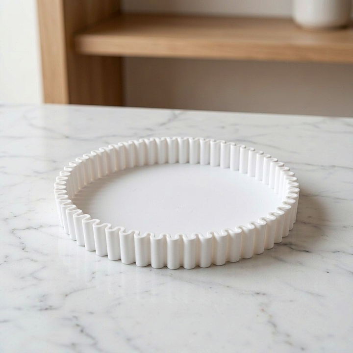 Round Wavy Edge Decorative Catch-all Tray, Jewelry and Small Item Organizer for Home Storage — main product view