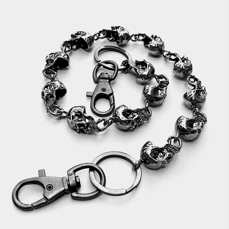 TROUSER CHAIN IN ANTIQUE SILVER - SKULLS